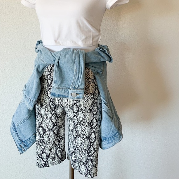 Snake Print Biker Shorts - Picture 2 of 2
